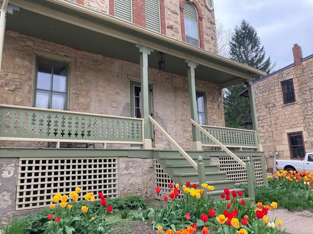 Abe's Spring Street Guest House Galena Exterior foto